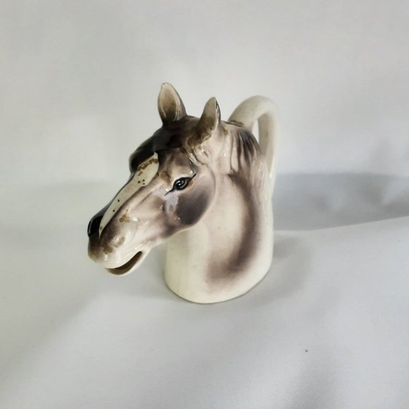 Vtg Bay Horse Creamer with price tag of 19 cents from Woolworths - Picture 1 of 7